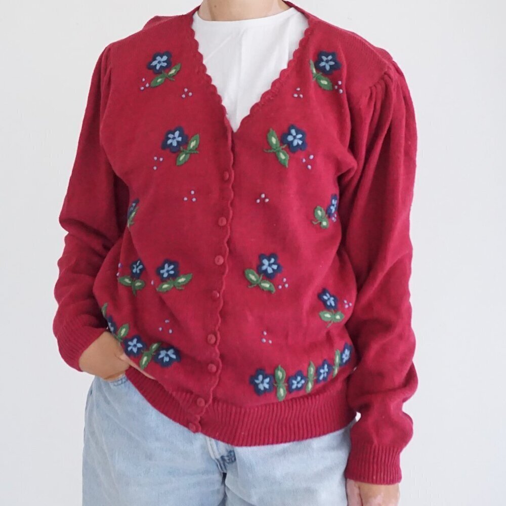 Vintage OHI Red Knit Floral Embroidered Cardigan Grandmacore Cottagecore L